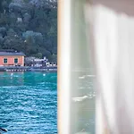 Lejlighed Above The Sea