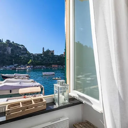 Above The Sea Apartment Portofino